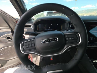 2024 Jeep Wagoneer L Series III - miniatura 10