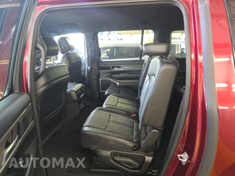 2024 Jeep Wagoneer L Series III - miniatura 13