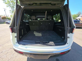 2024 Jeep Wagoneer L Series III - miniatura 15
