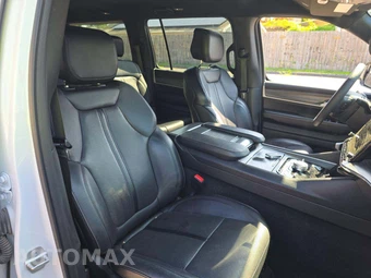 2024 Jeep Wagoneer L Series III - miniatura 19