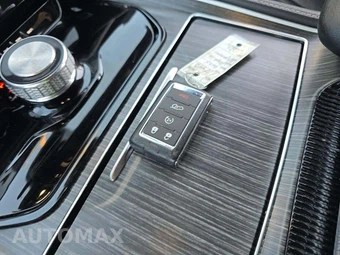2024 Jeep Wagoneer Series II - miniatura 8