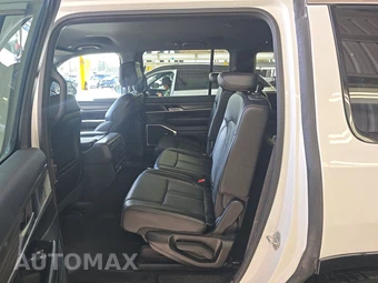 2024 Jeep Wagoneer Series II - miniatura 13