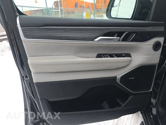 2024 Jeep Wagoneer Series II - miniatura 9