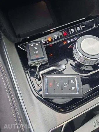 2024 Jeep Wagoneer Series II Carbide - miniatura 9