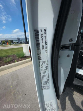 2024 Jeep Wagoneer Series II Carbide - miniatura 5