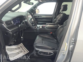 2024 Jeep Wagoneer Series II Carbide - miniatura 7