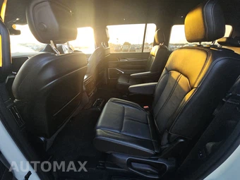 2024 Jeep Wagoneer Series III - miniatura 13