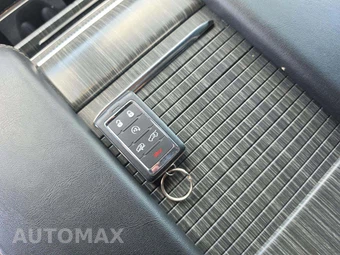2024 Jeep Wagoneer Series III - miniatura 8