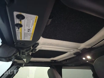 2024 Jeep Wrangler 2 Door Sport S - miniatura 18