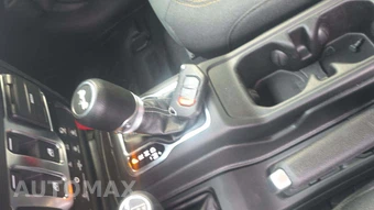 2024 Jeep Wrangler 2 Door Sport S - miniatura 23