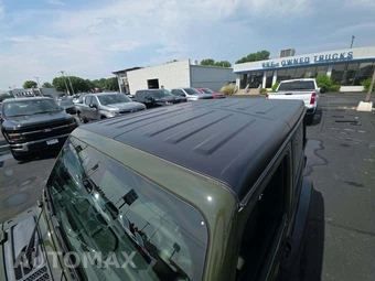 2024 Jeep Wrangler 2 Door Sport S - miniatura 9