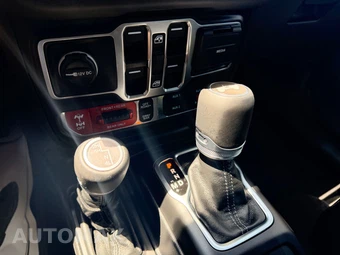 2024 Jeep Wrangler 4 Door Rubicon - miniatura 21