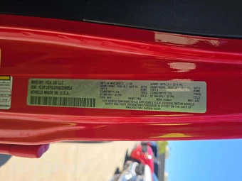2024 Jeep Wrangler 4 Door Rubicon - miniatura 2