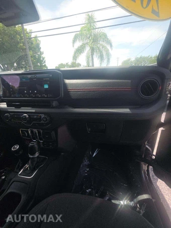 2024 Jeep Wrangler 4 Door Rubicon - miniatura 16