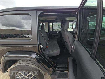 2024 Jeep Wrangler 4 Door Sahara - miniatura 17