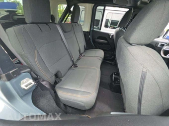 2024 Jeep Wrangler 4 Door Sahara - miniatura 16