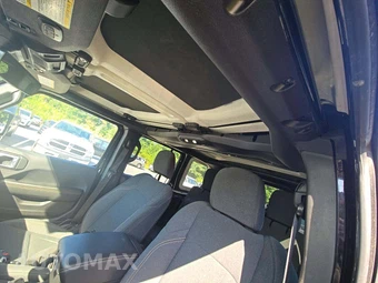 2024 Jeep Wrangler 4 Door Sahara - miniatura 11