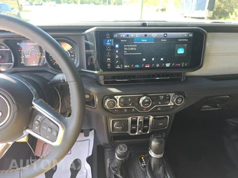 2024 Jeep Wrangler 4 Door Sahara - miniatura 11