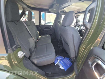 2024 Jeep Wrangler 4 Door Sahara - miniatura 16