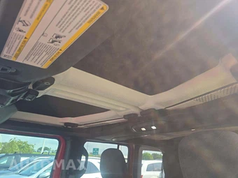 2024 Jeep Wrangler 4 Door Sahara - miniatura 8