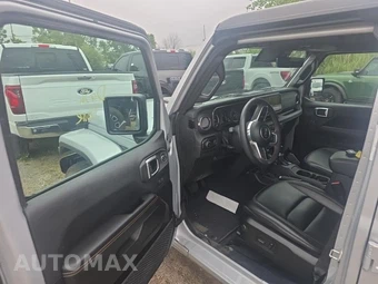 2024 Jeep Wrangler 4 Door Sahara - miniatura 13