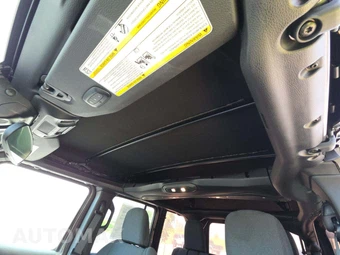 2024 Jeep Wrangler 4 Door Sahara - miniatura 8