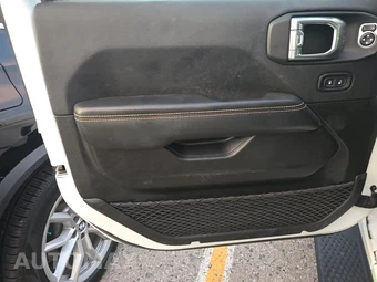 2024 Jeep Wrangler 4 Door Sahara - miniatura 9