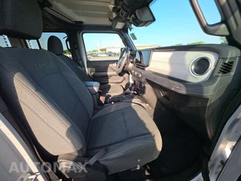 2024 Jeep Wrangler 4 Door Sahara - miniatura 8