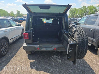 2024 Jeep Wrangler 4 Door Sahara - miniatura 14