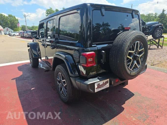 2024 Jeep Wrangler 4 Door Sahara - miniatura 2