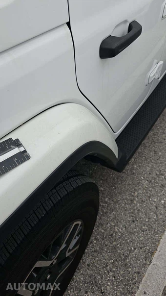 2024 Jeep Wrangler 4 Door Sahara - miniatura 23