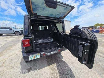 2024 Jeep Wrangler 4 Door Sahara - miniatura 15