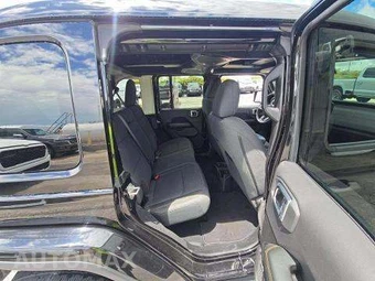 2024 Jeep Wrangler 4 Door Sahara - miniatura 17