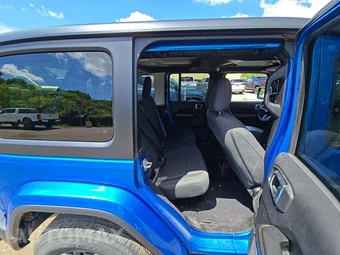2024 Jeep Wrangler 4 Door Sahara - miniatura 16