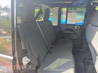 2024 Jeep Wrangler 4 Door Sahara - miniatura 16