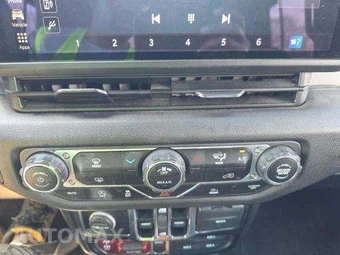 2024 Jeep Wrangler 4 Door Willys - miniatura 30