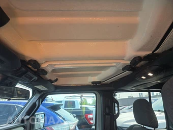 2024 Jeep Wrangler 4 Door Willys - miniatura 17