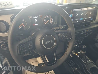 2024 Jeep Wrangler 4 Door Willys - miniatura 10