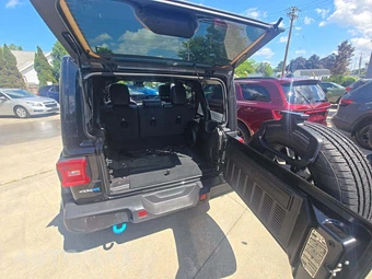 2024 Jeep Wrangler 4xe 4 Door Sahara - miniatura 14