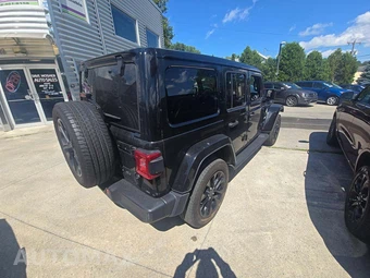 2024 Jeep Wrangler 4xe 4 Door Sahara - miniatura 3