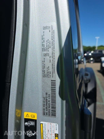 2024 Jeep Wrangler 4xe 4 Door Willys - miniatura 5