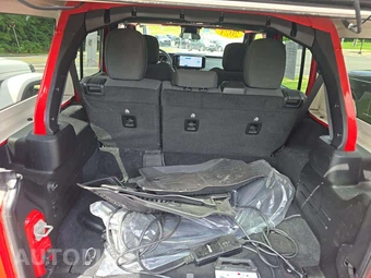 2024 Jeep Wrangler 4xe 4 Door Willys - miniatura 14