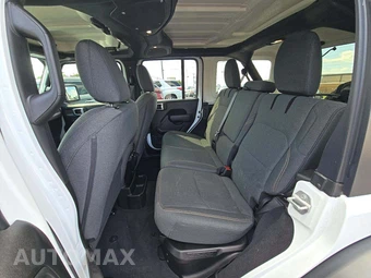 2024 Jeep Wrangler 4xe 4 Door Willys - miniatura 10