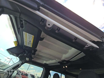 2024 Jeep Wrangler 4xe 4 Door Willys - miniatura 8