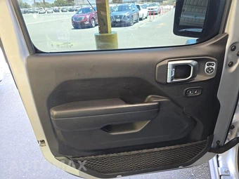 2024 Jeep Wrangler 4xe 4 Door Willys - miniatura 9