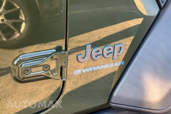 2024 Jeep Wrangler 4xe 4 Door Willys - miniatura 12