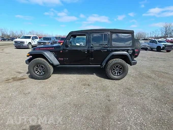 2024 Jeep Wrangler Rubicon - miniatura 3