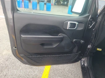 2024 Jeep Wrangler Sport - miniatura 9