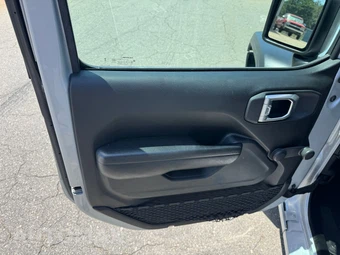 2024 Jeep Wrangler Sport - miniatura 12