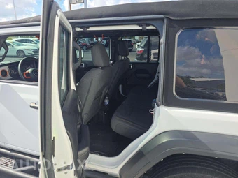2024 Jeep Wrangler Sport - miniatura 13